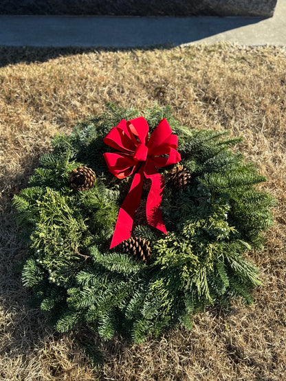 22" Fresh Evergreen Wreaths
